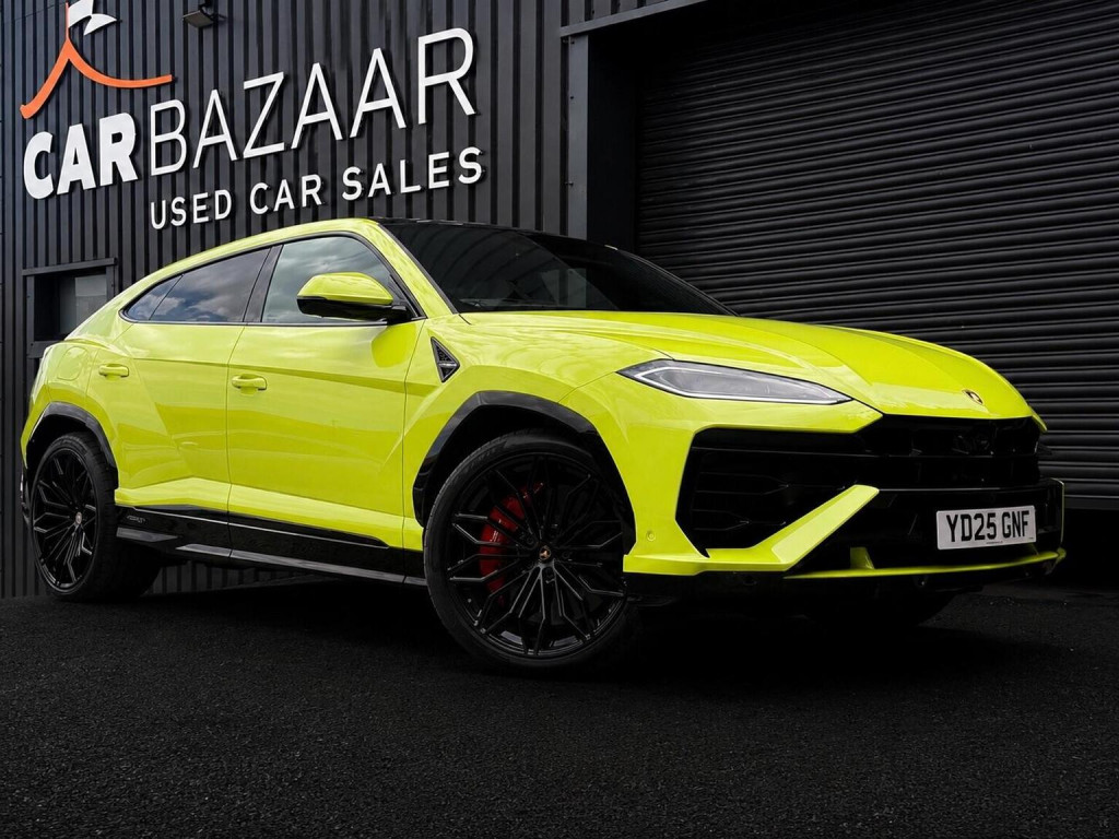 2025 Lamborghini URUS
